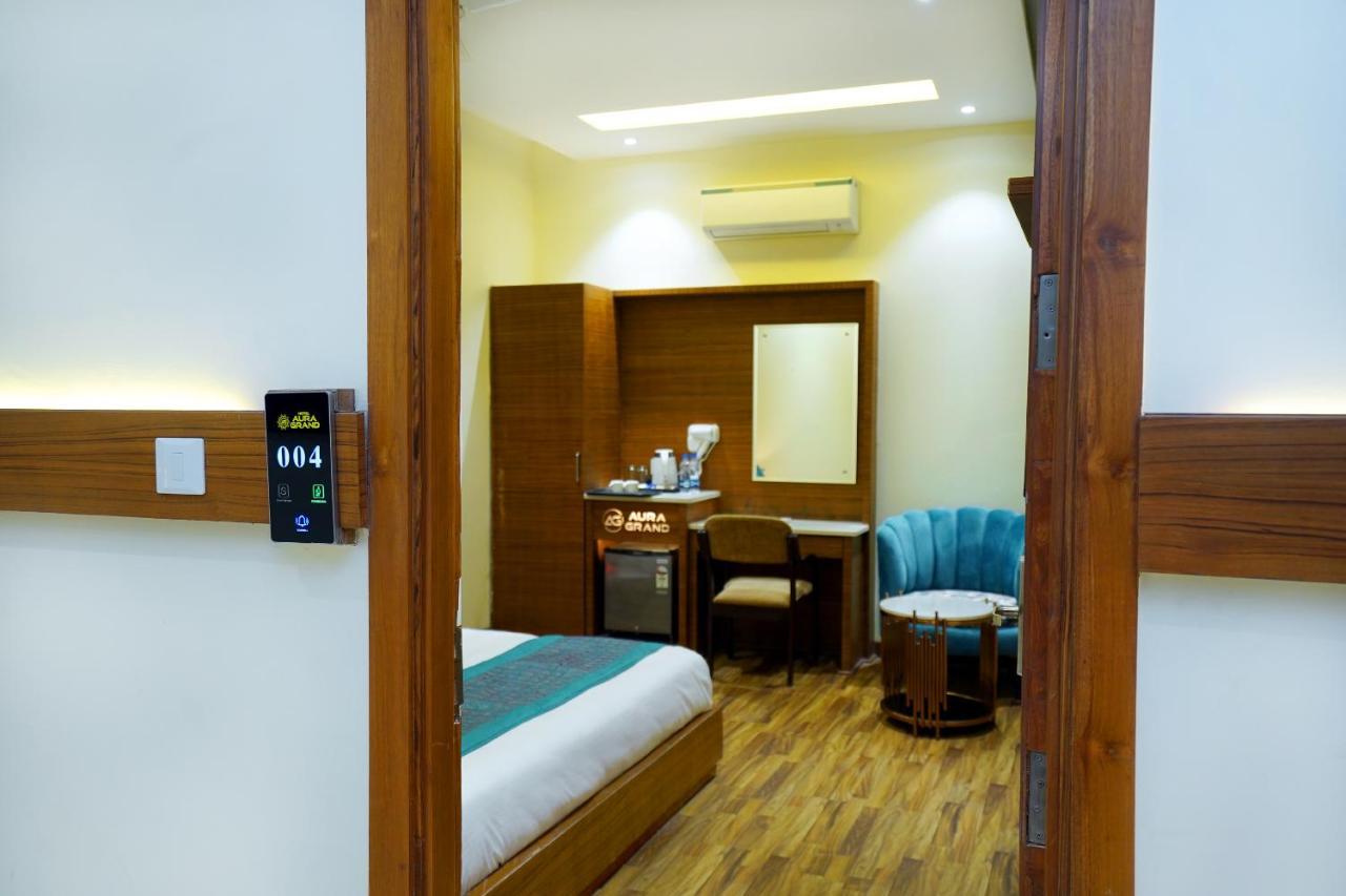 Hotel Aura Grand By Levelup Hotels Amritsar Dış mekan fotoğraf