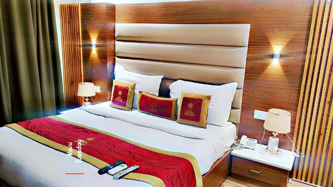 Hotel Aura Grand By Levelup Hotels Amritsar Dış mekan fotoğraf